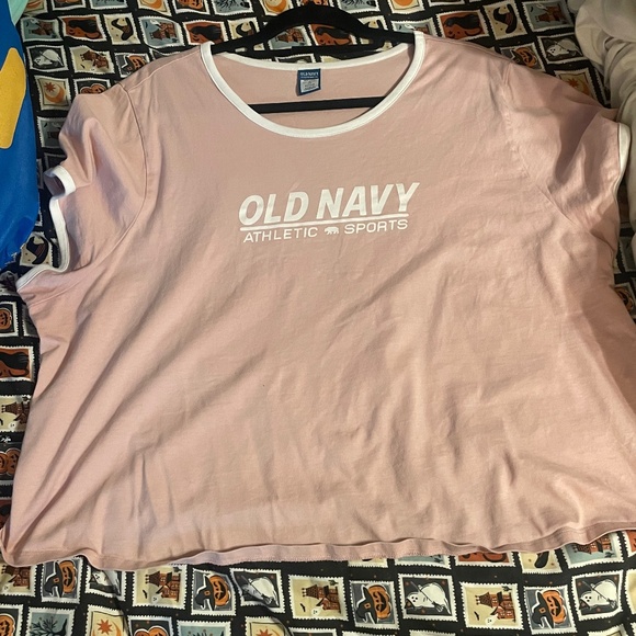 Pink old navy crop top - Picture 1 of 1
